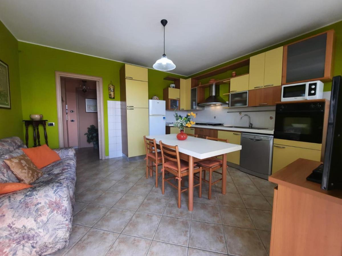Sunny House Daire Diano dʼAlba Dış mekan fotoğraf